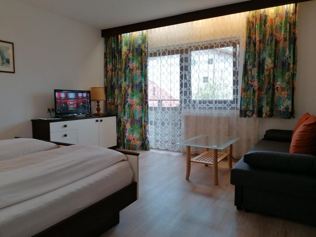 Hotel Garni Bernhard Am See Walchsee Buitenkant foto