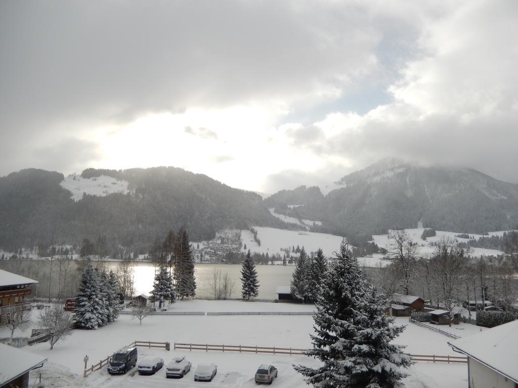 Hotel Garni Bernhard Am See Walchsee Buitenkant foto